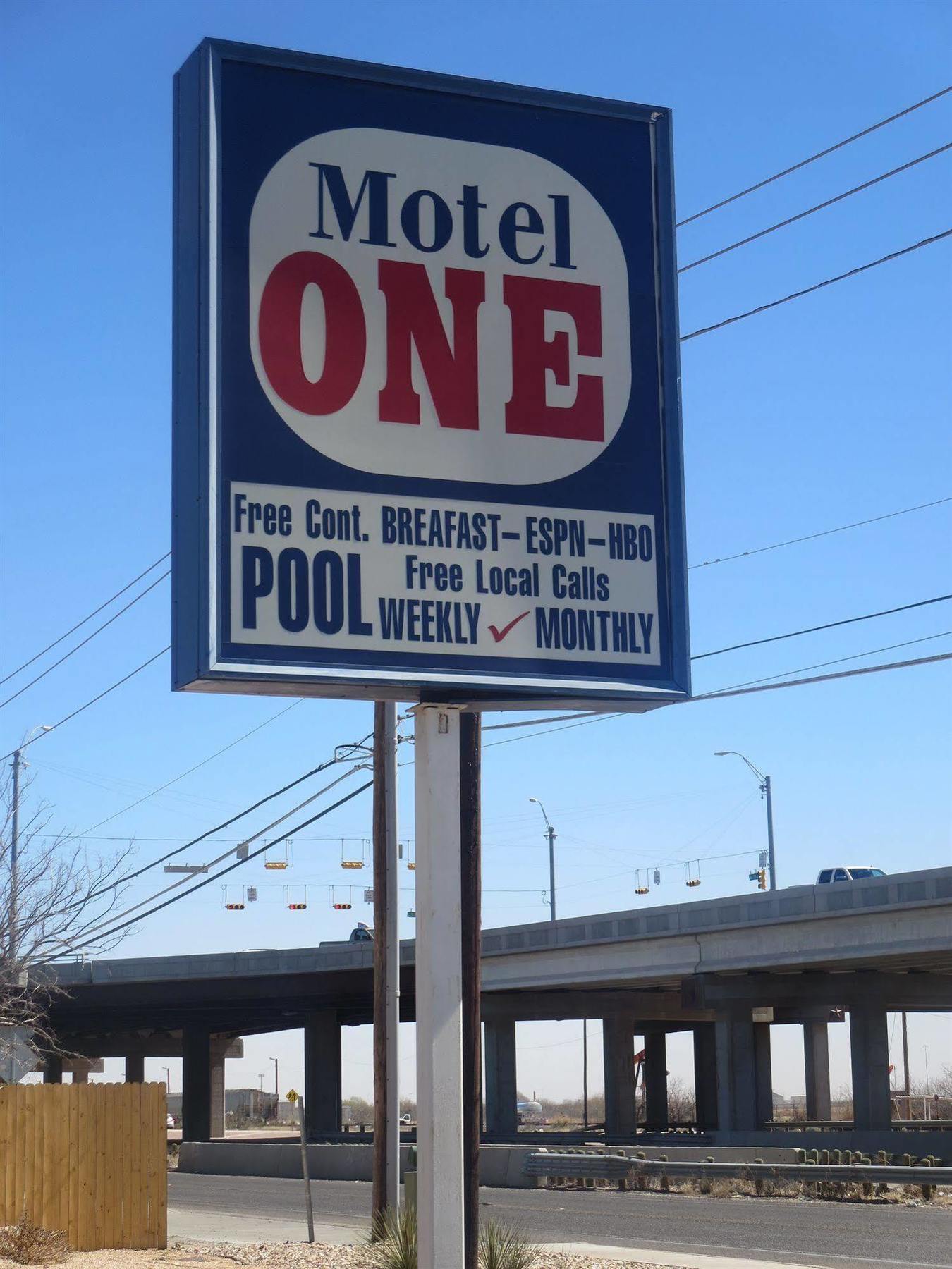 Howard Johnson By Wyndham Odessa Tx Экстерьер фото